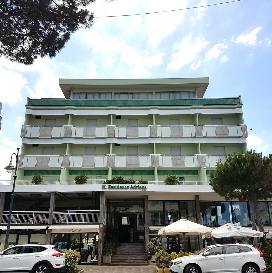 Hotel Residence Adriana Cesenatico Exterior photo